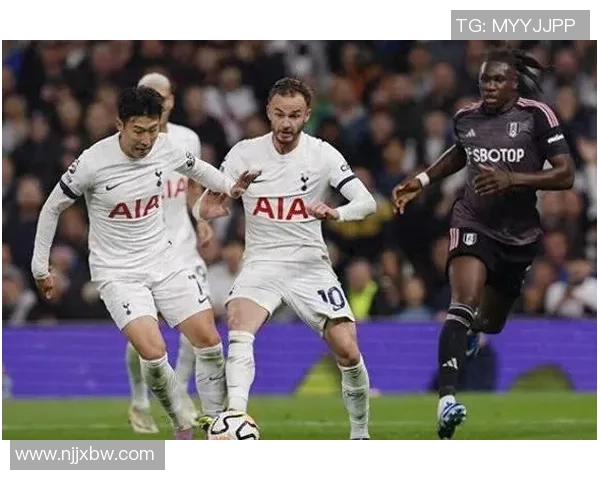 友谊赛精彩对决曼城与热刺1比1平局绝杀时刻震撼全场点评分析