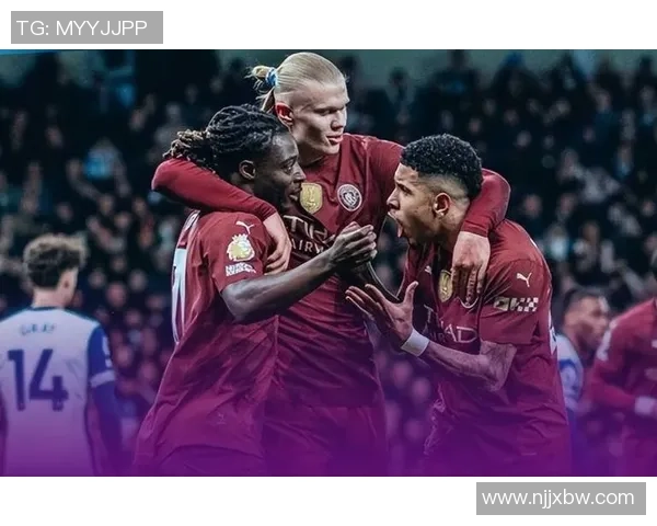 意甲赛场惊现冷门曼联4-0横扫利物浦神扑瞬间震撼全场