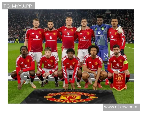 欧联杯惊现冷门曼联与巴萨战成平局引发全场沸腾