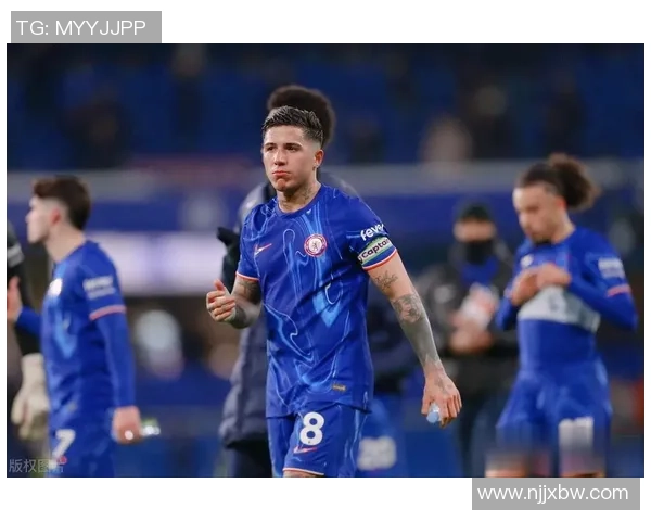 英超惊现冷门拜仁凭乌龙球1-0小胜切尔西引发全场轰动