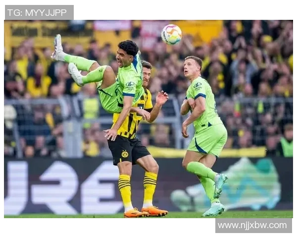 友谊赛精彩对决多特蒙德与曼联战成平局数据分析引发热议