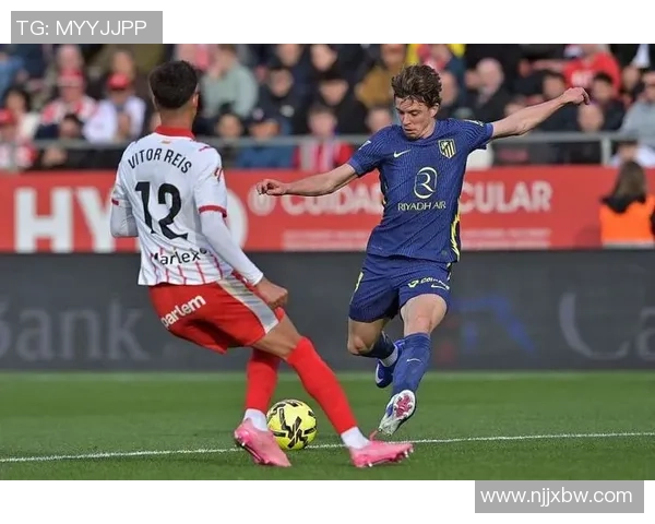 西甲激战马竞大胜曼联神奇扑救点燃全场热情与转会传闻