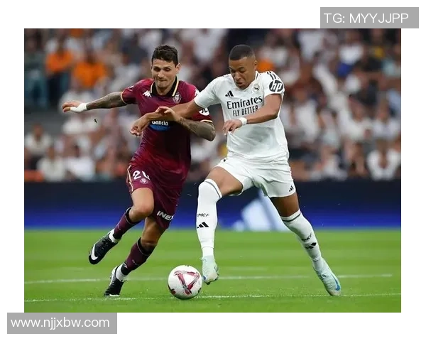 足总杯激战皇马与多特蒙德互交白卷乌龙球瞬间点燃全场激情 足总杯激战皇马与多特蒙德互交白卷乌龙球瞬间点燃全场激情