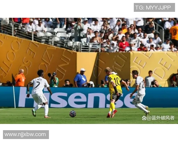 足总杯精彩回顾皇马3-0莱比锡补时进球点燃全场激情 足总杯精彩回顾皇马3-0莱比锡补时进球点燃全场激情