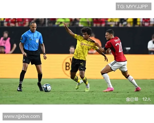 国王杯曼联大胜多特蒙德点球大战引发争议全场沸腾 国王杯曼联大胜多特蒙德点球大战引发争议全场沸腾