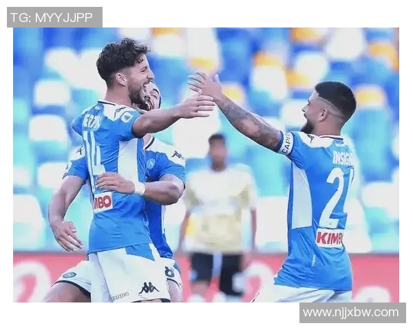 意甲激战:那不勒斯小胜里昂红牌事件引发全场热议 意甲激战:那不勒斯小胜里昂红牌事件引发全场热议