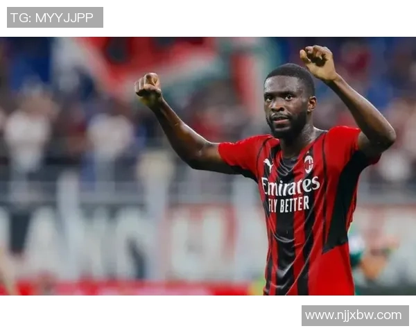 德甲精彩对决拜仁大胜AC米兰神扑瞬间引发全场狂欢与十大进球回顾 德甲精彩对决拜仁大胜AC米兰神扑瞬间引发全场狂欢与十大进球回顾