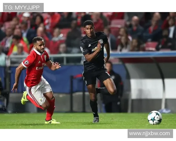 欧联杯激情四溢巴黎圣日耳曼大胜本菲卡帽子戏法点燃全场热情