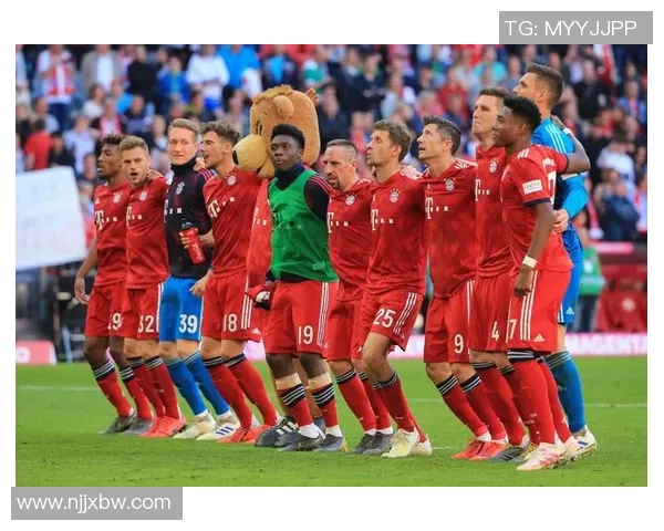 拜仁狂胜莱比锡四球大捷球员帽子戏法点燃全场激情 拜仁狂胜莱比锡四球大捷球员帽子戏法点燃全场激情