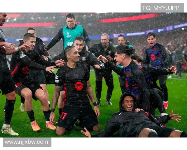 中超精彩对决本菲卡与巴萨战成平局神扑瞬间成比赛亮点分析