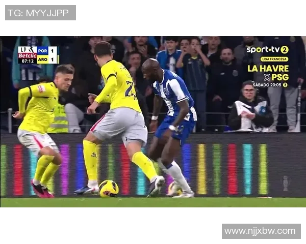 欧冠激战尤文图斯6比2波尔图点球争议引发全场热议