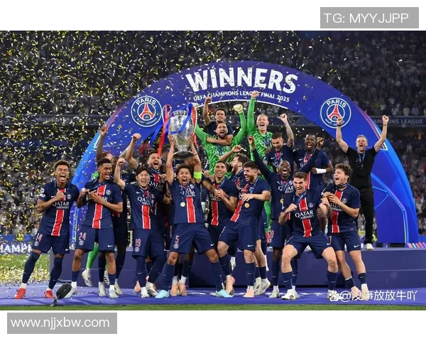 西甲赛场曼城大胜巴黎圣日耳曼引发热议精彩瞬间回顾与焦点分析 西甲赛场曼城大胜巴黎圣日耳曼引发热议精彩瞬间回顾与焦点分析